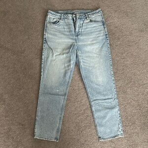 Women’s American Eagle jeans